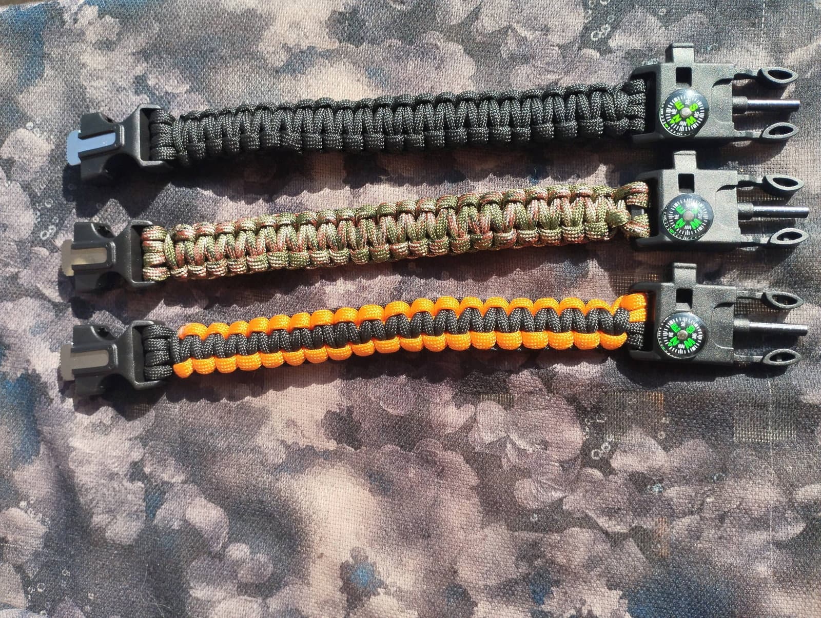 bracelet aventurier multifonction boussole sifflet corde 5 mètres allume feu - Image 2